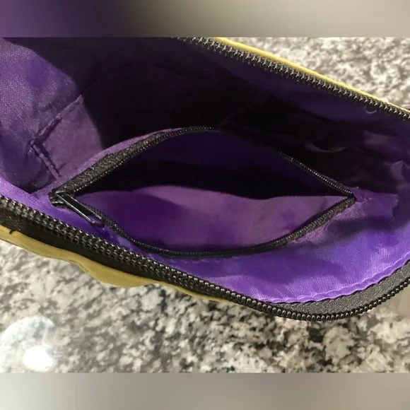 🟣 NWT - LSU Tigers - Women’s Crossbody Purse - Beautiful - Functional - Fans - Picture 7 of 16